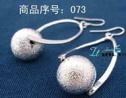 精致點綴 無耳洞耳夾、耳釘與美妝美發輔助工具全指南